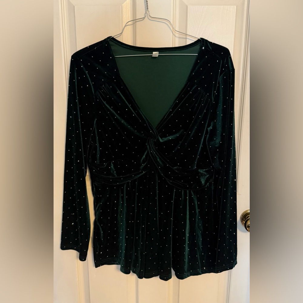 Boutique Dark Green Velvet Tunic with Rouching V-Neck and Silver Sparkle, XXL